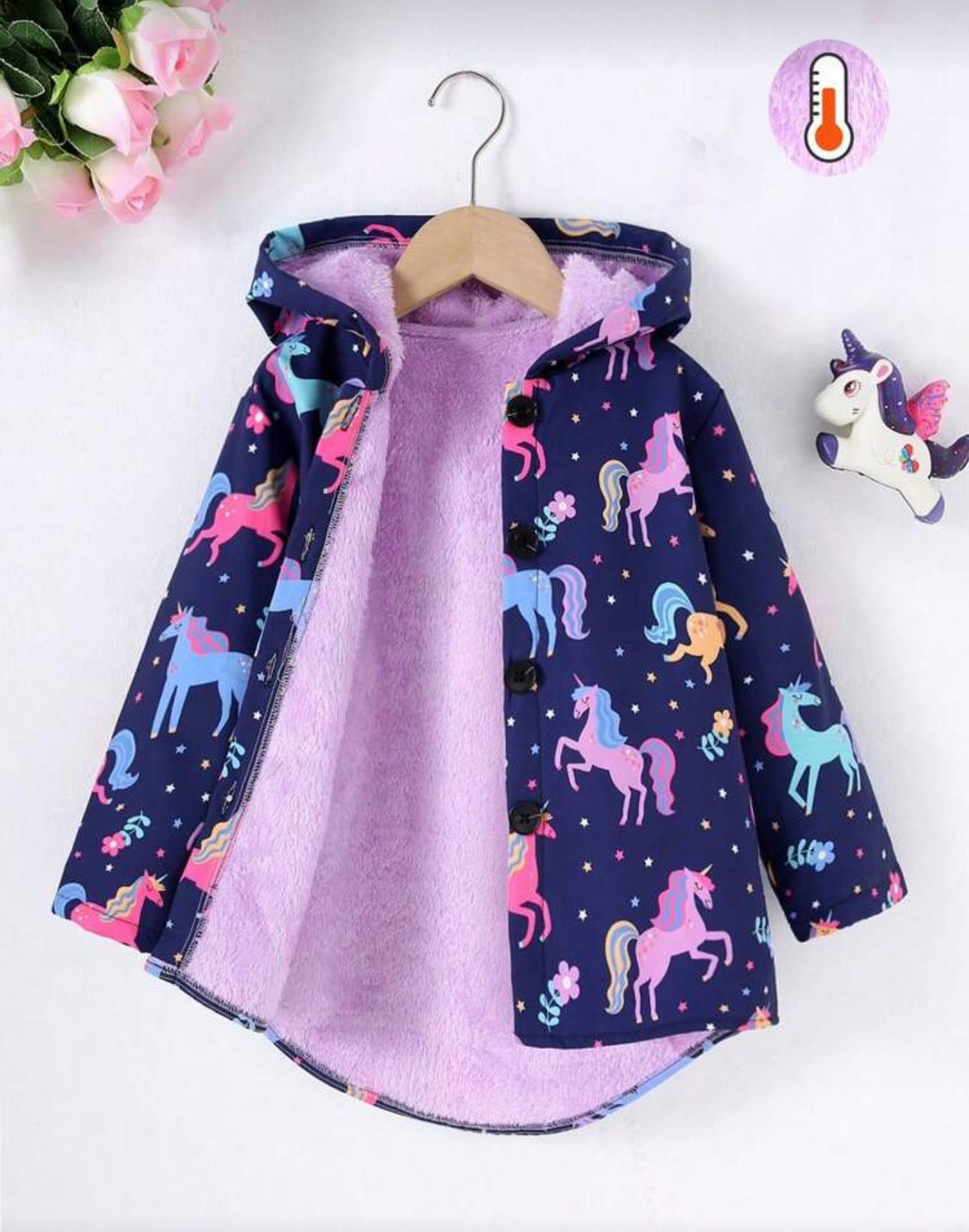 Cardigan morado con unicornio