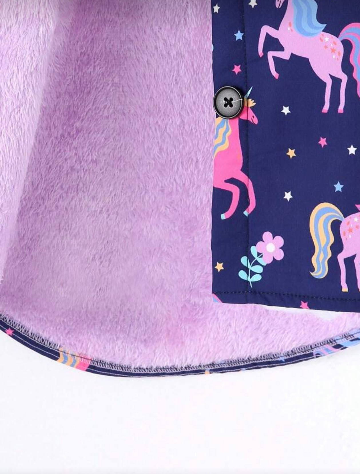 Cardigan morado con unicornio